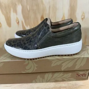 Sofft Watney Olive Platform Slip On Sneakers Women’s Size 6