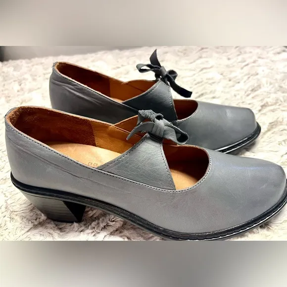 Spring Step Welch Grey Leather Mary Janes Bohemian Timeless Feminine Size 10