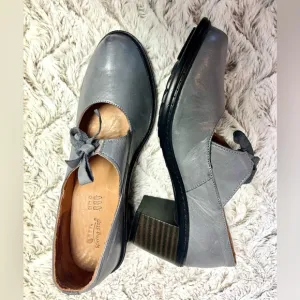 Spring Step Welch Grey Leather Mary Janes Bohemian Timeless Feminine Size 10