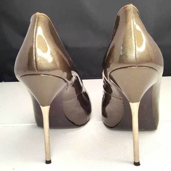 Stuart Weitzman Iron Quasar Pump Heels Size 8.5 Bronze Metallic Silver