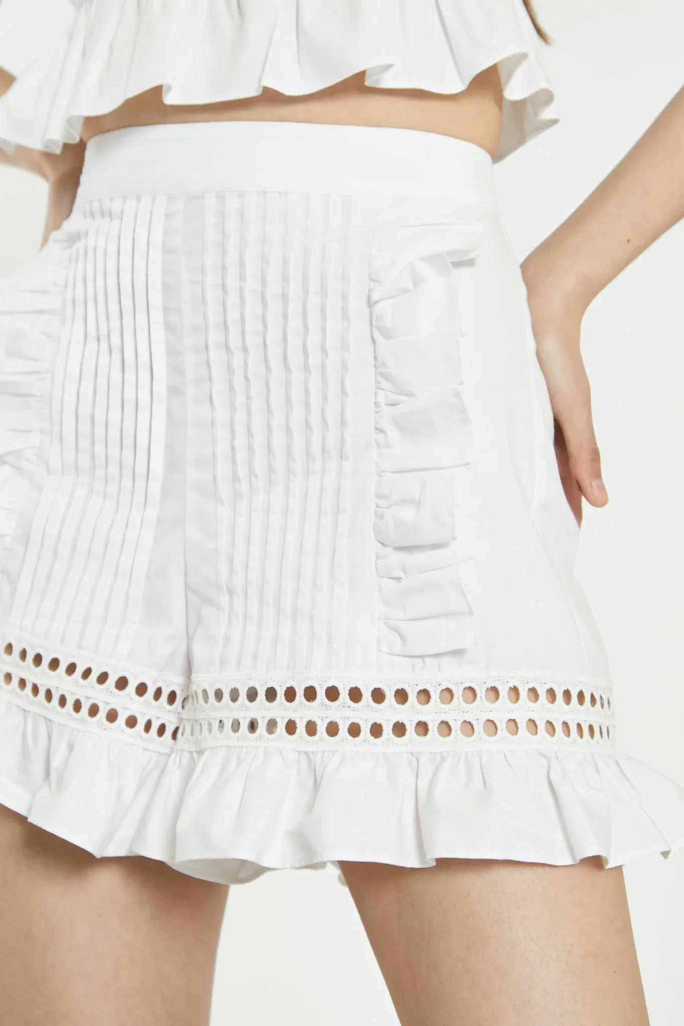The Lace Trim Frill Short