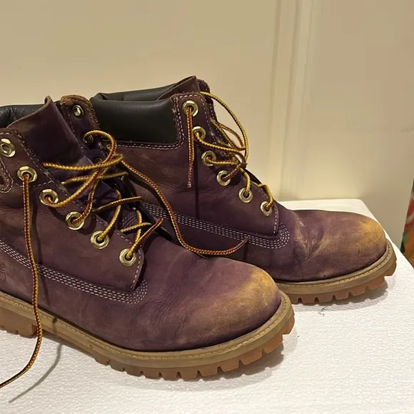 Timberland boys lace up construction boots kids size 5.5 purplish burgundy beige
