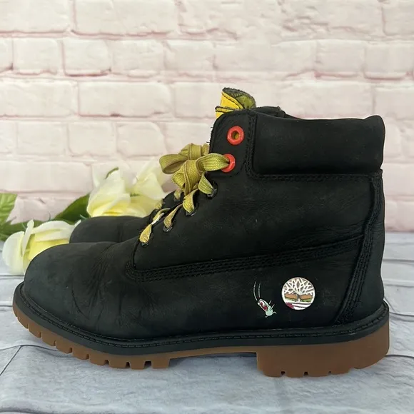 Timberland X SpongeBob boys youth boots 3 size 6”