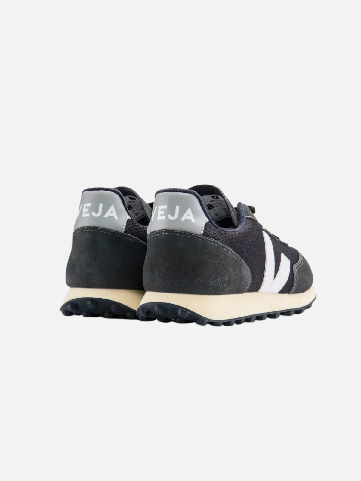 VEJA Rio Branco Alveomesh Sneaker - Black-White/Oxford Grey
