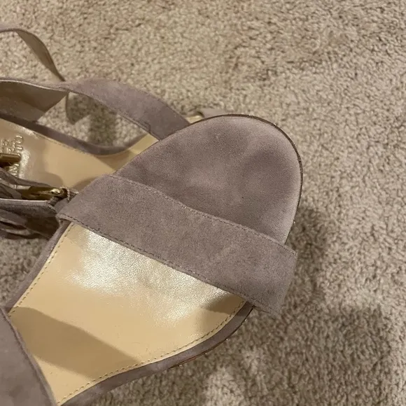 Vince Camuto Heels size 10